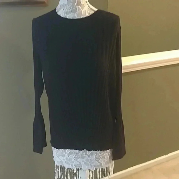 BLACK SWEATER WITH FITTED SLEEVES - Picture 2 of 7